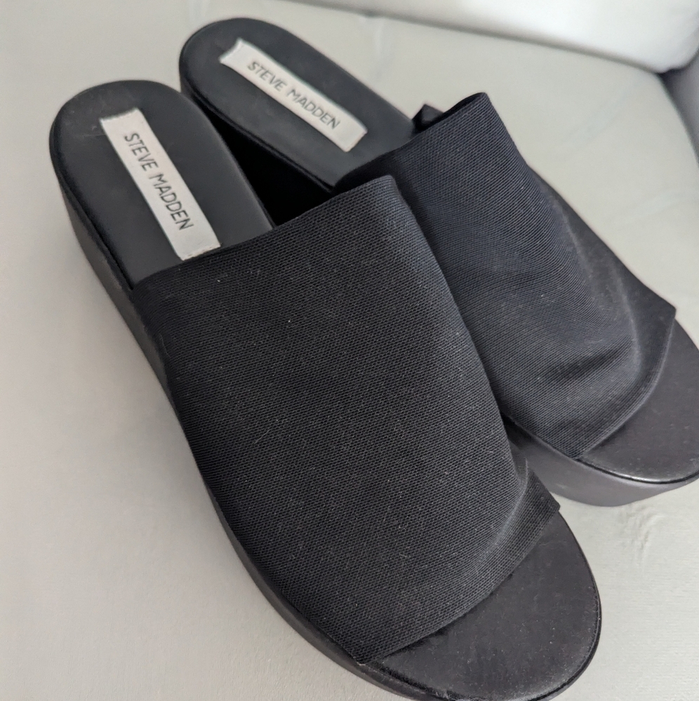 Steve Madden Slinky black